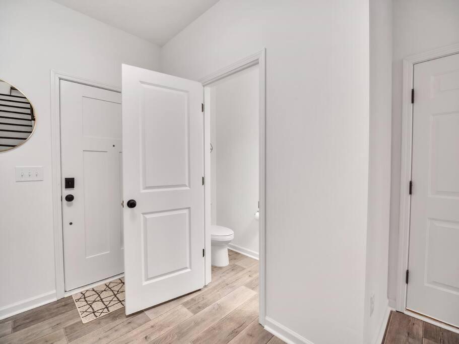 Ferienhaus Gorgeous New Townhome/charlotte! Charlotte